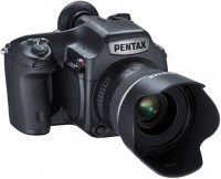 Купить фотоаппарат Pentax 645Z kit: цена от 406258 грн.